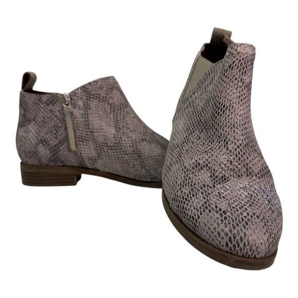 Toms Reese Gray Snakeskin Vegan Boho Ankle Boot Shoes Size 9 - Picture 1 of 11